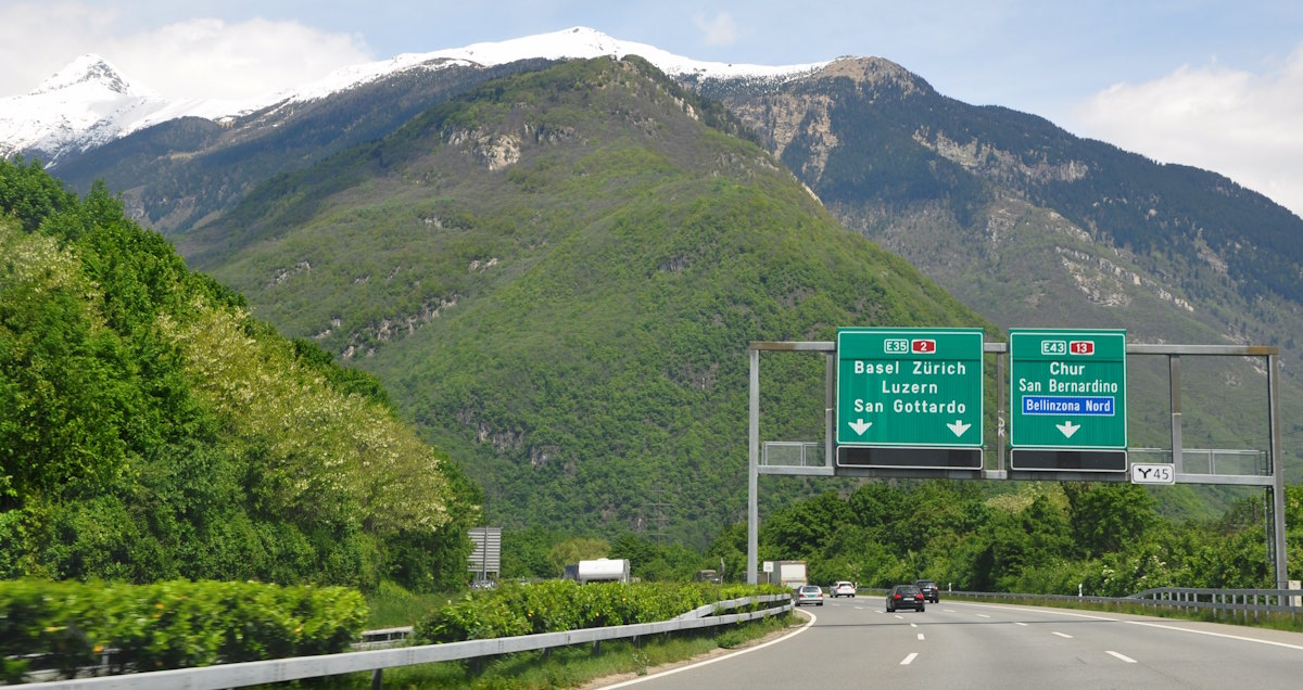 Autobahn in der Schweiz